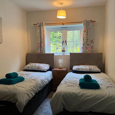 Forestry Cottage. Hot Tub, Open Fire, Dog Friendly Gaywood Екстер'єр фото