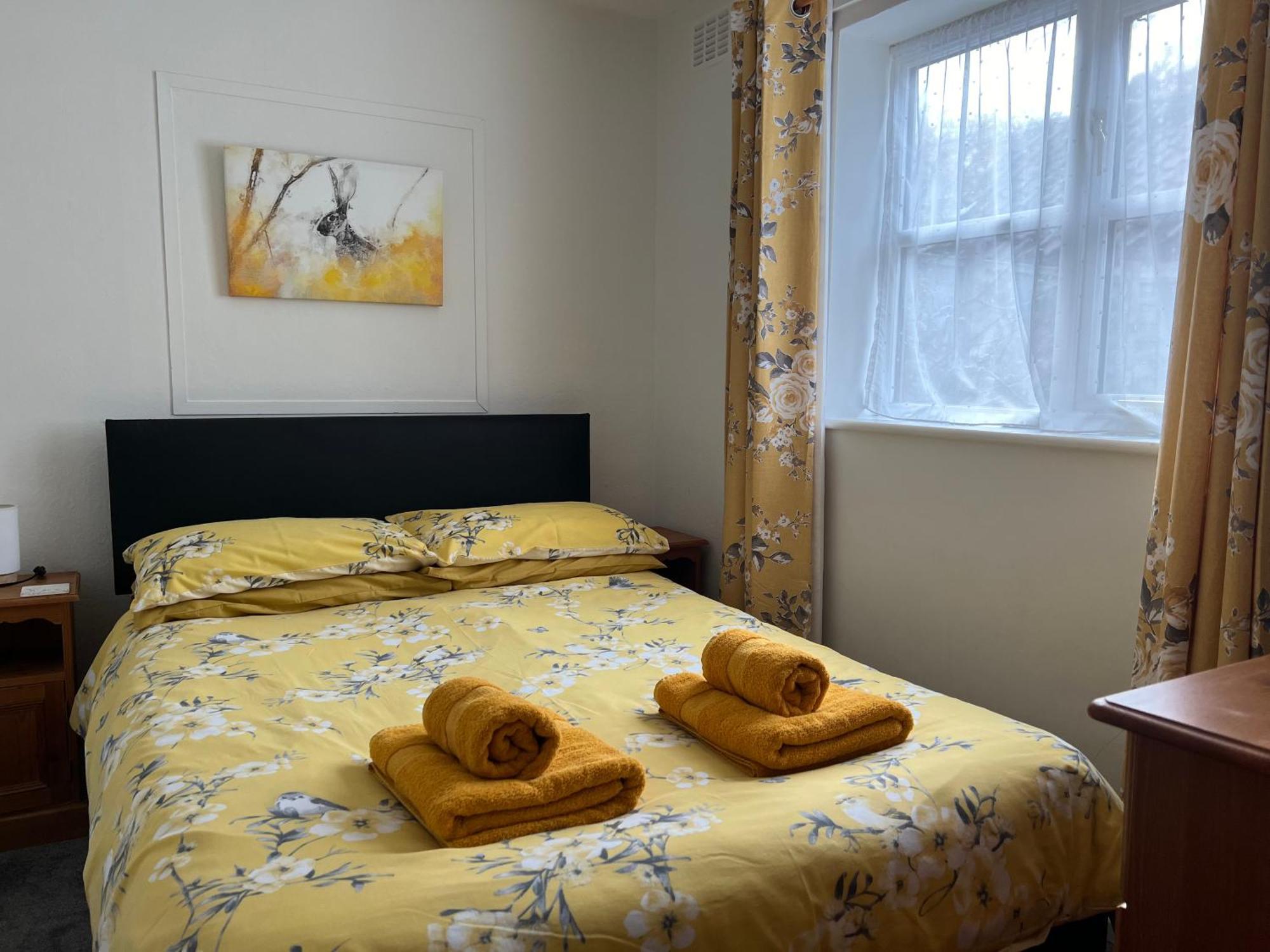 Forestry Cottage. Hot Tub, Open Fire, Dog Friendly Gaywood Екстер'єр фото